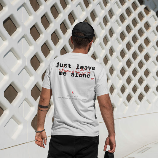 T-shirt "Leave me alone" tekst-Zwart-Achterzijde