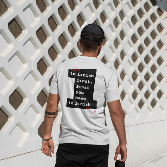 T-shirt "To finish first" Achterzijde-Zwart