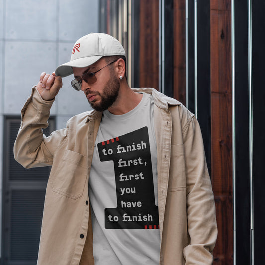 T-shirt "To finish first" Groot-Zwart